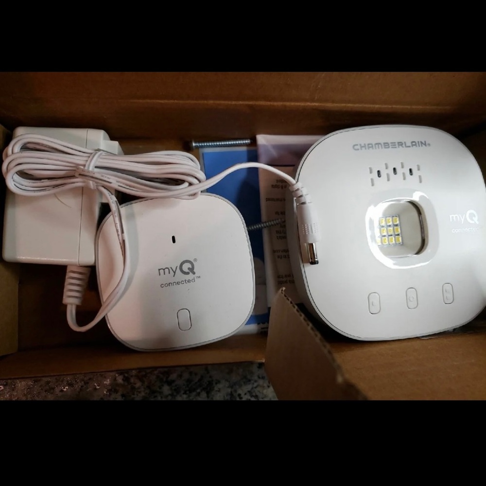 myQ Chamberlain Smart Garage Control